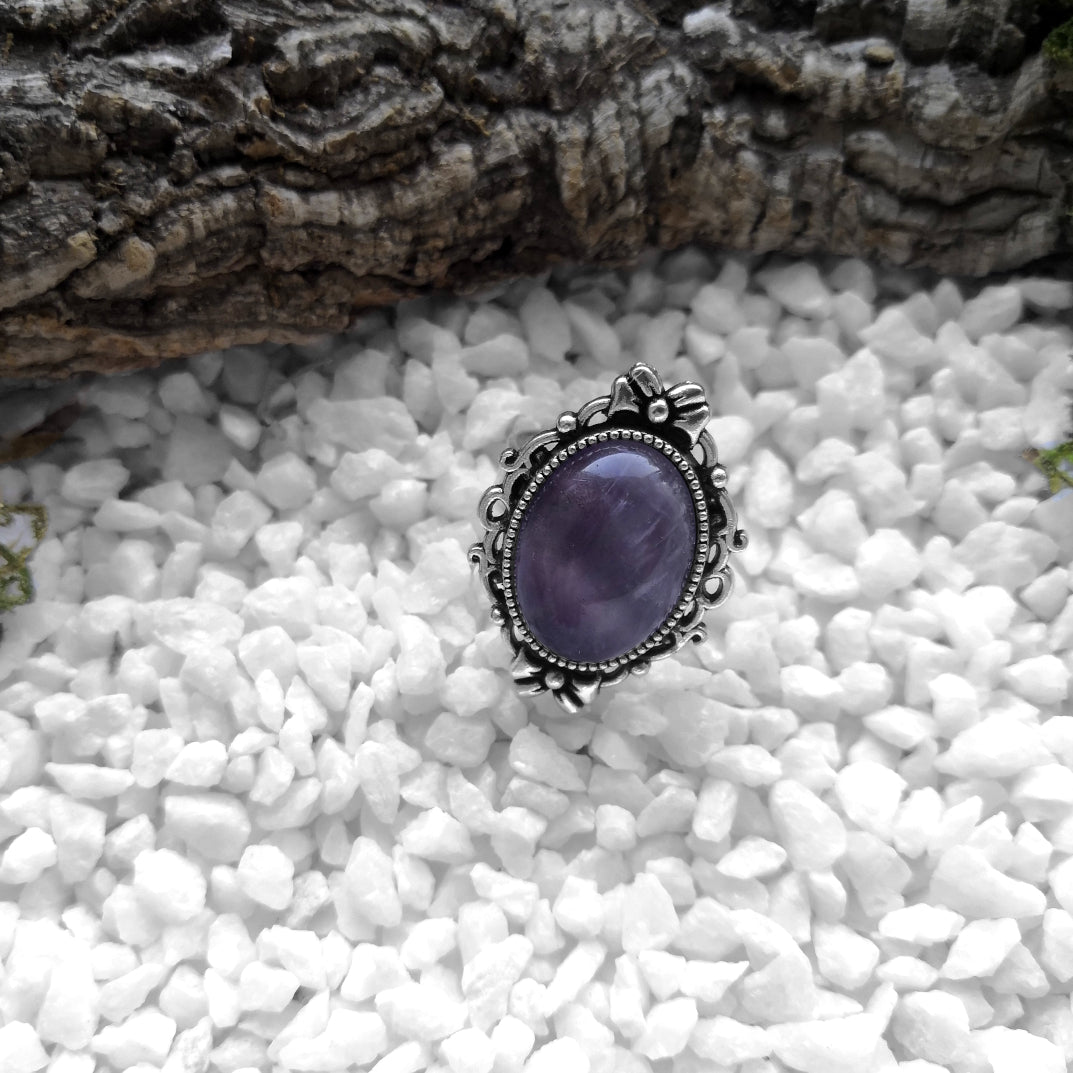 Lavender hot sale amethyst ring