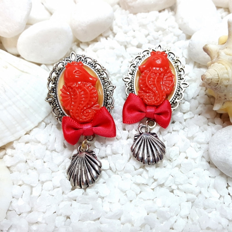 Coral Sea Horse Plugs