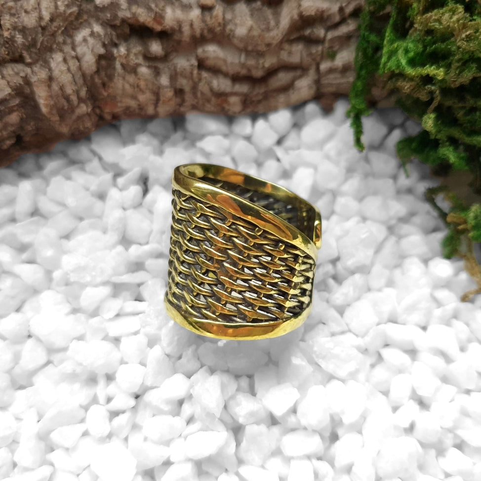Geometrical Ring