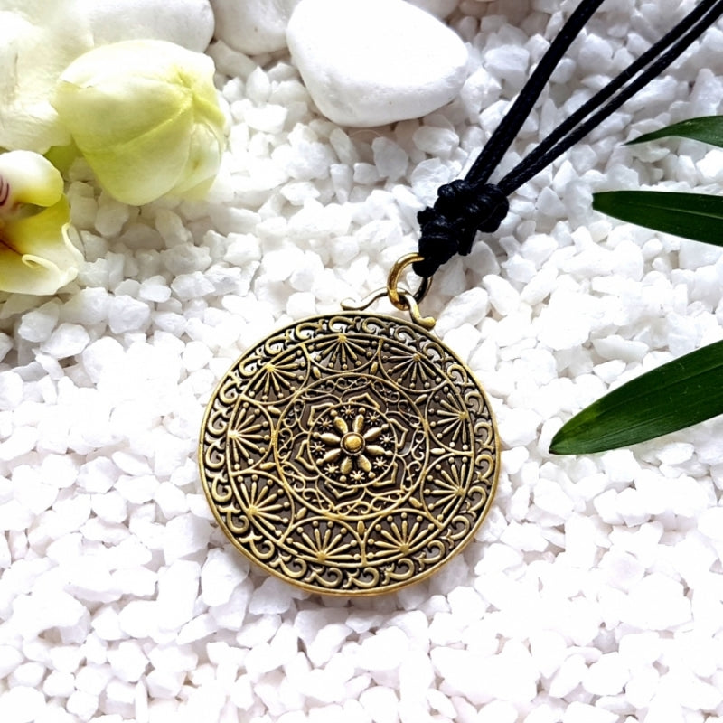 Golden Mandala Kette