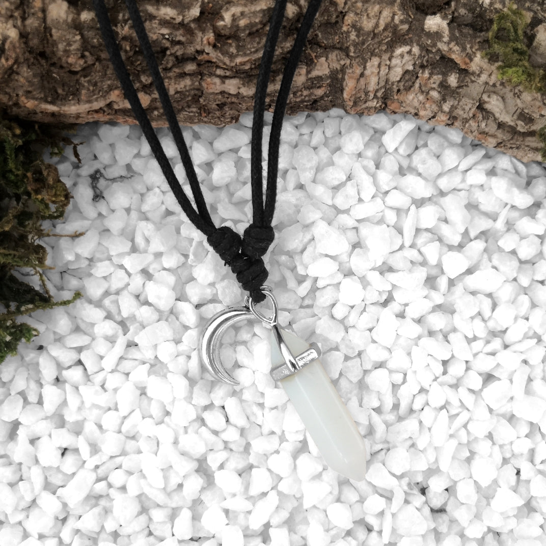 Opalite Moon Kette