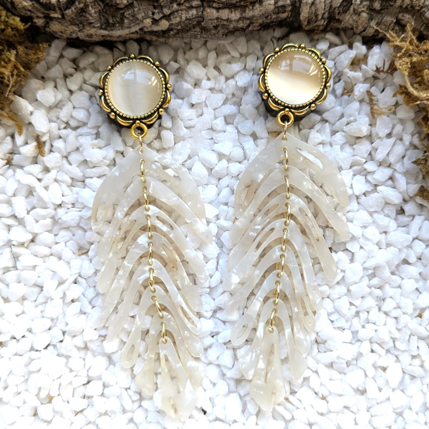 White Filigree Leaves Plugs