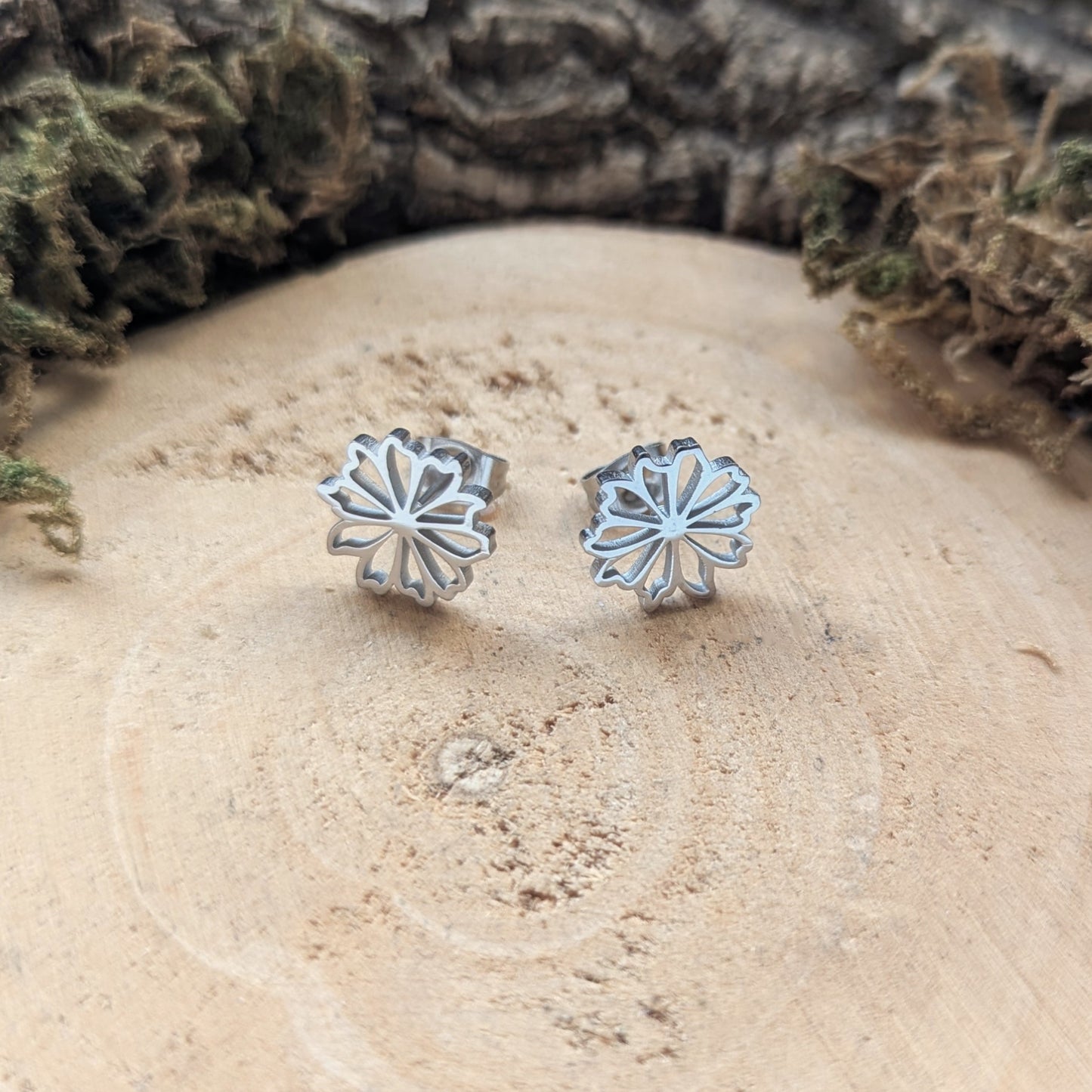 Silver Chrysantheme Ohrstecker