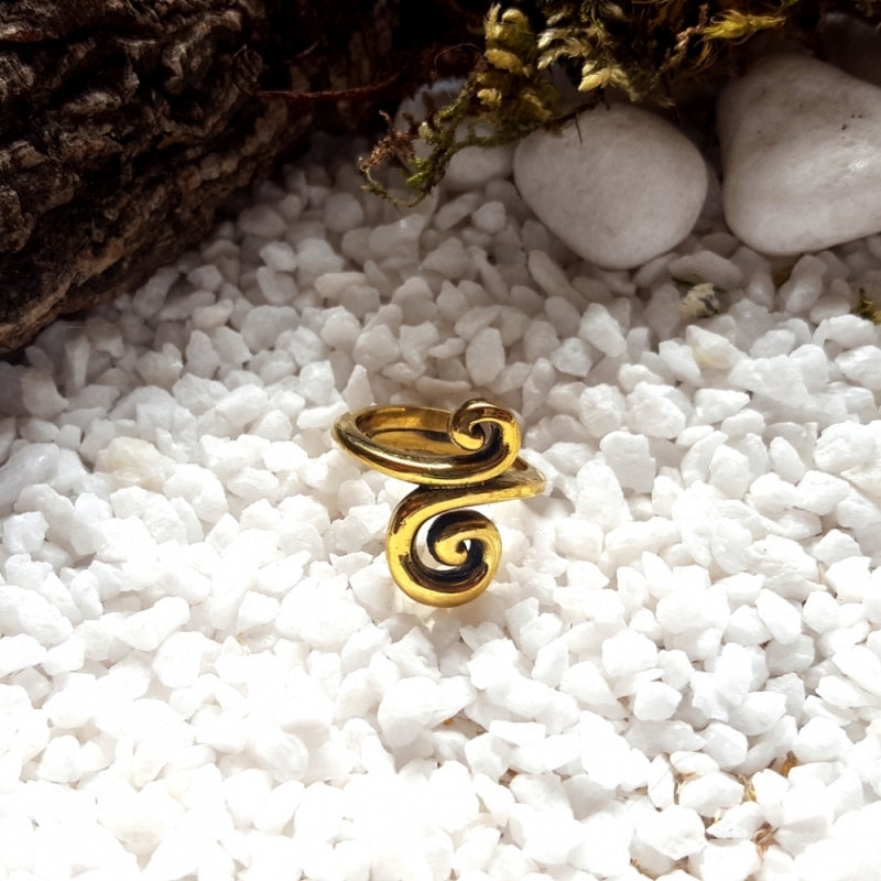 Golden Swirl Ring