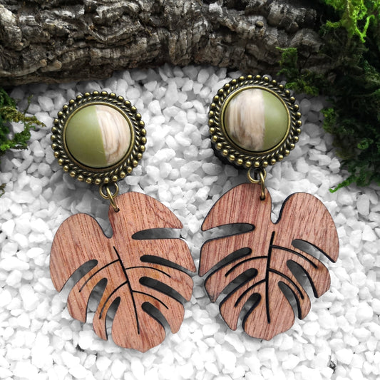 Green Wooden Monstera Plugs